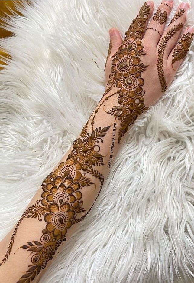 mehndi-design-full-hand-bangle-design