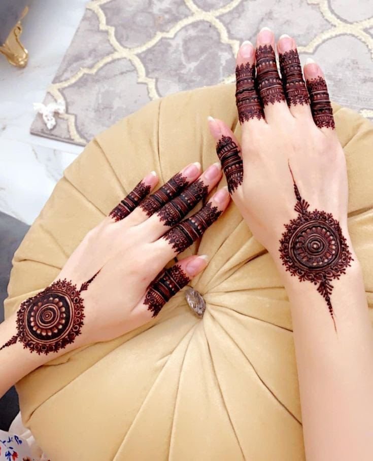 TICKY MEHNDI DESIGN SIMPLE