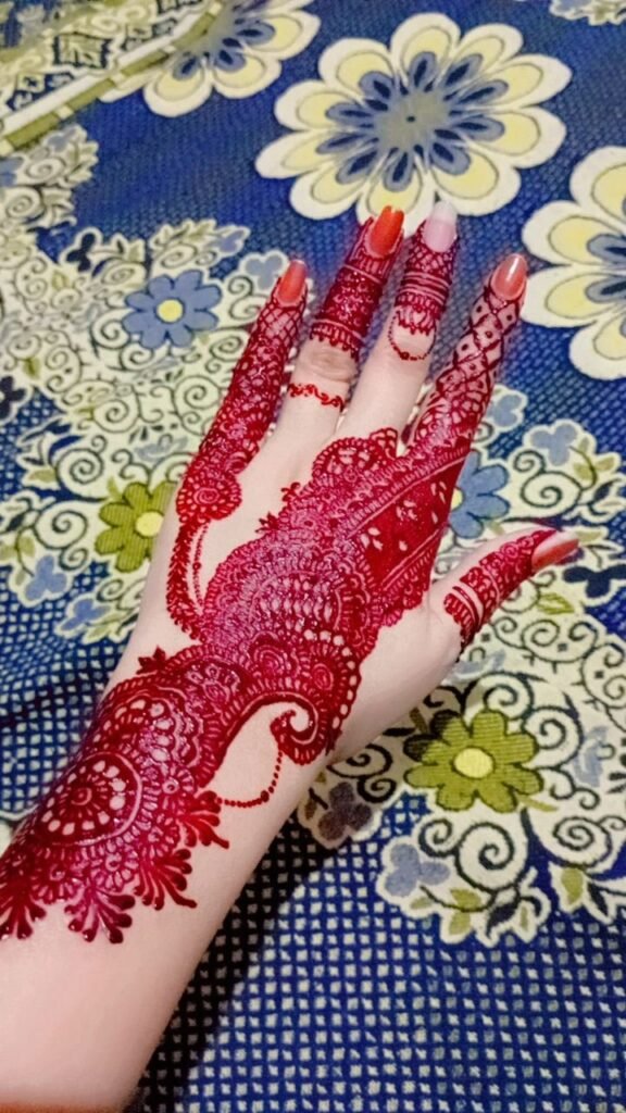indian mehndi design back hand simple