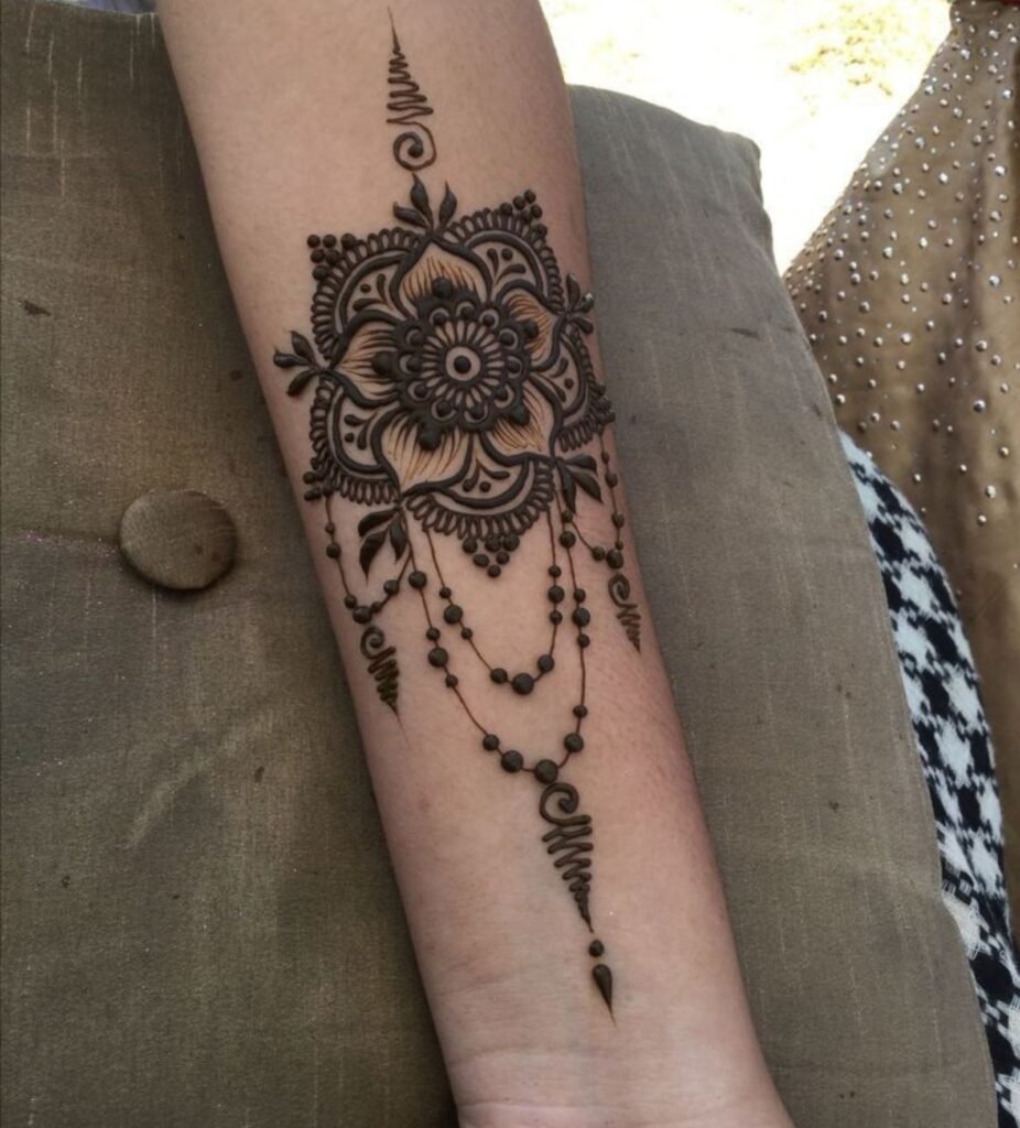 Forearm Mehndi Design