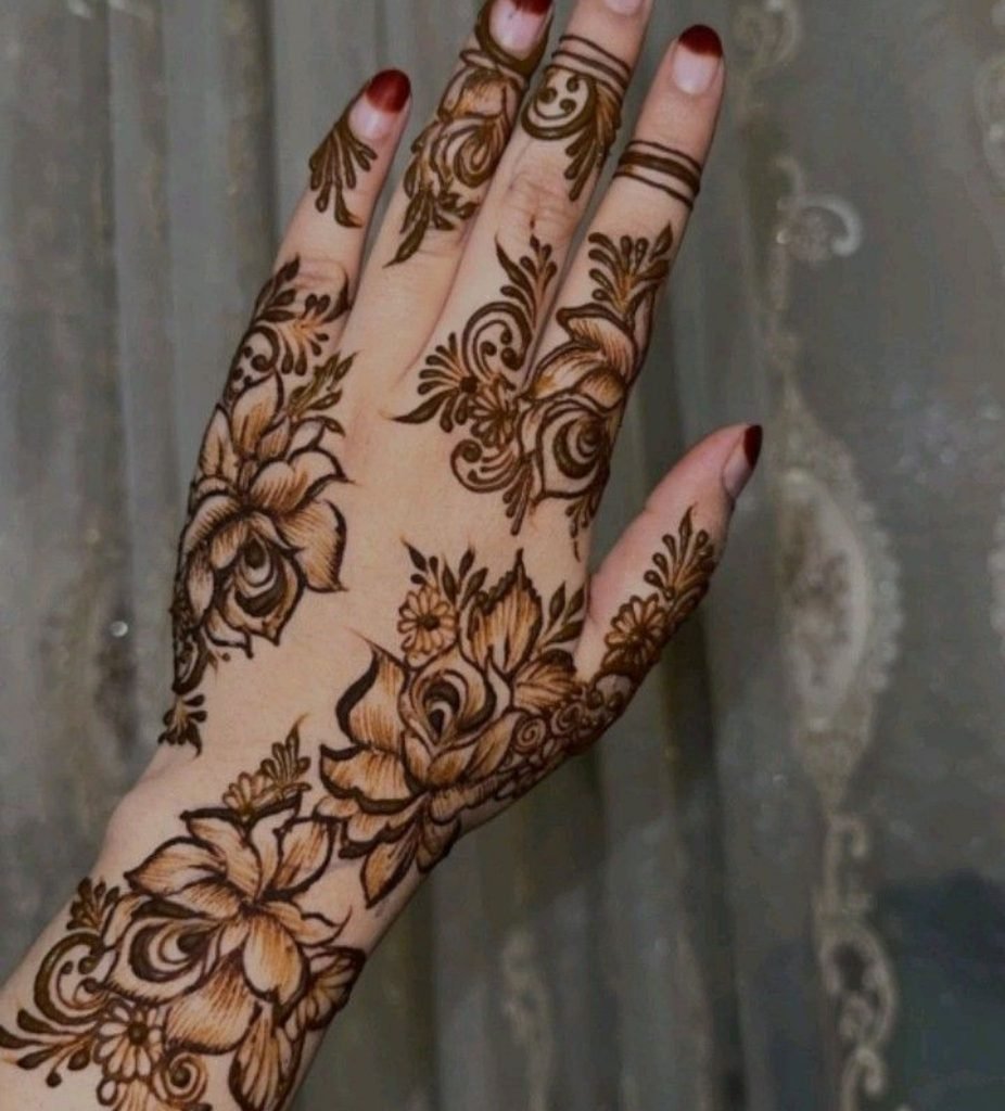  stylish mehndi designs
